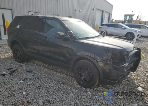 2016 Ford Explorer Police Interceptor из США, поврежденный, VIN 1FM5K8AR8GGA19338